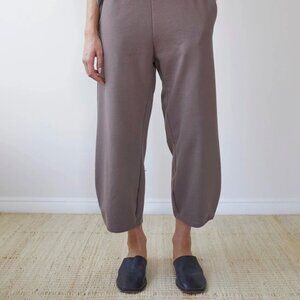Wol Hide Summer sweatpant in mushroom